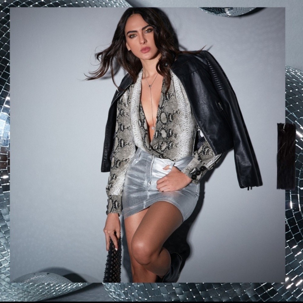 Pitón Print Wrap Collar Bodysuit